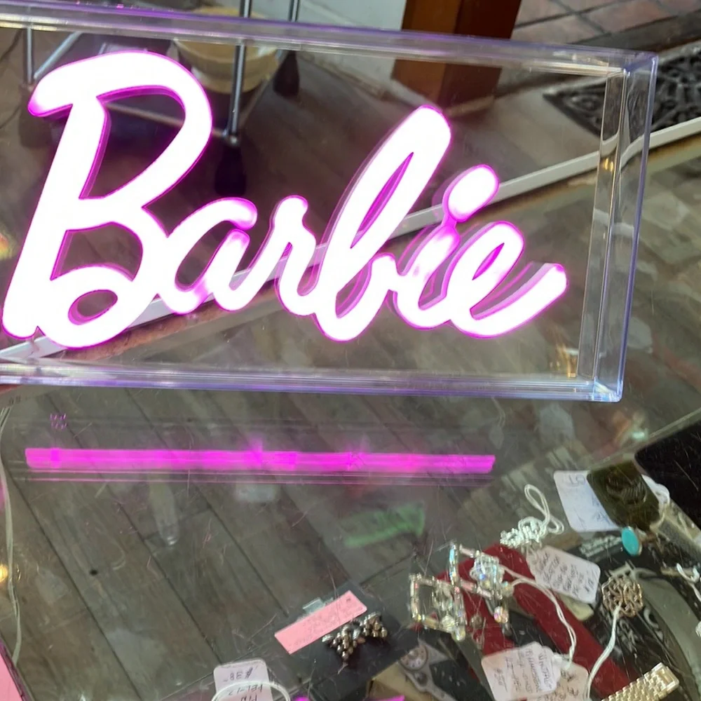 BARBIE LED LIGHT!! π€©β¨πβ¨πβ¨πβ¨ - Picture 6 of 13